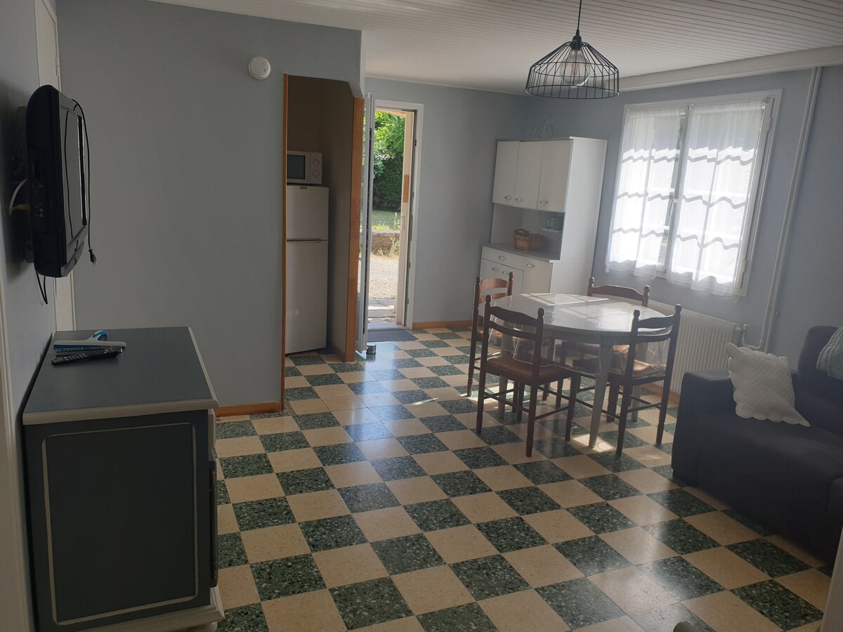 Annonce Airbnb populaire: Peaceful villa with all the comforts à Lamalou Les Bains