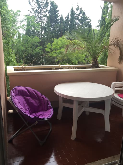 Le balcon