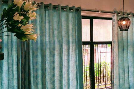 Private ensuite room close to both Mumbai airports