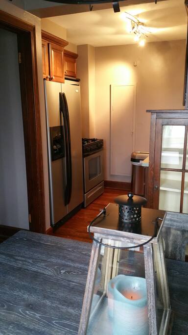 Kitchen w/ dining area