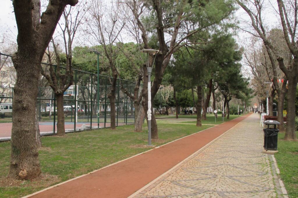 Yoğurtçu Parkı