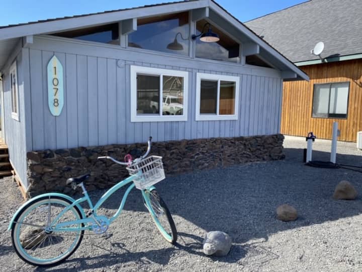 Sunland Beach Shack near Amphitheatre Cabins for Rent in Quincy
