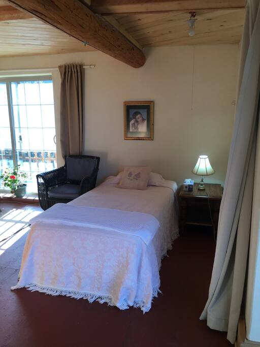 Single Bed