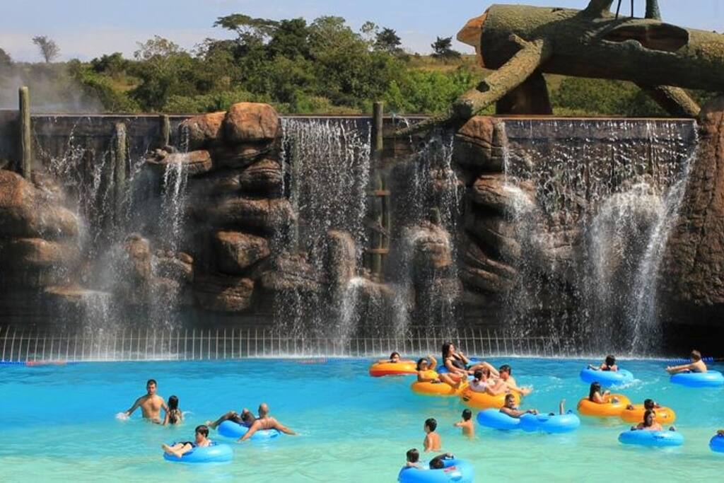 Á 5 minutos dos Termas dos Laranjais