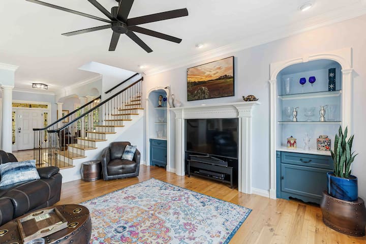 Beautiful Daniel Island Home “The Marsh” - Charleston, SC