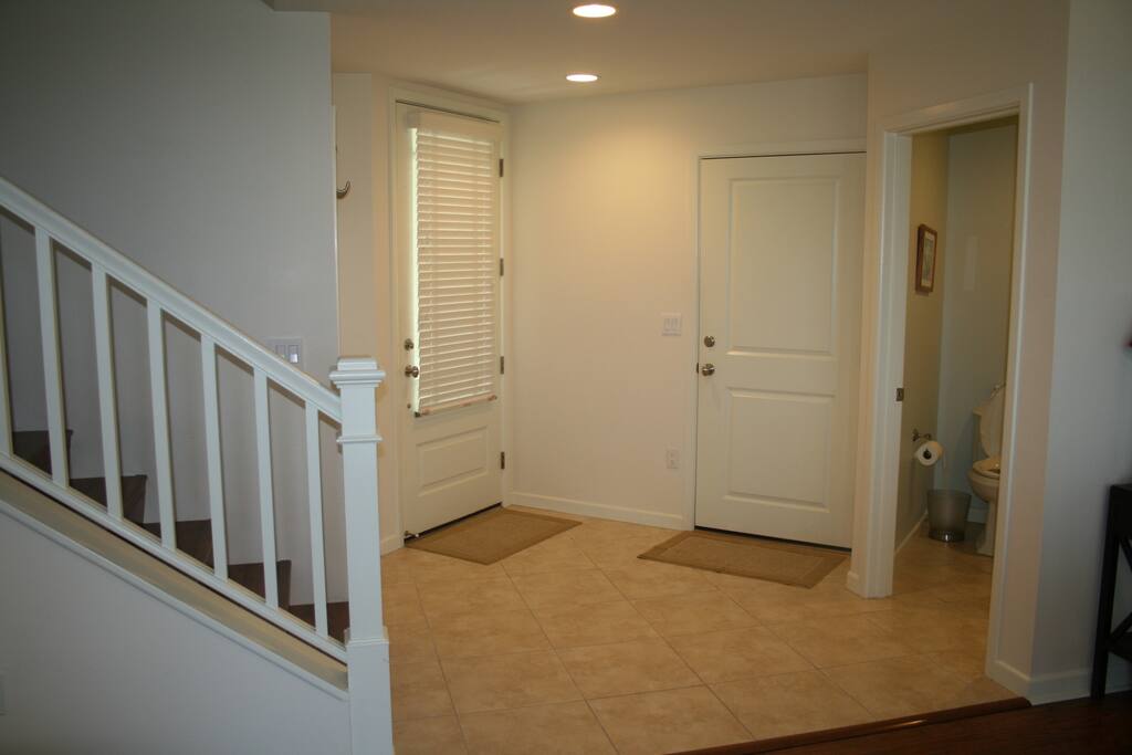 Floor,Flooring,Hardwood,Furniture