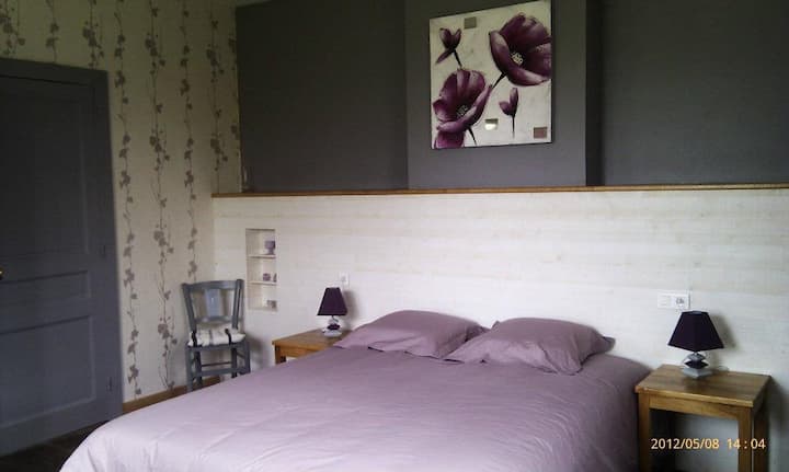 პირველი სართულის ოთახი