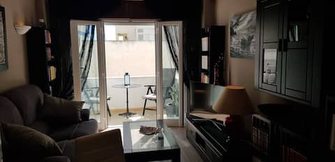 Successful Airbnb property: Cozy, well-equipped apartment 5 min. to the beach in Armação De Pêra