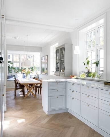 Architect’s home in Frederiksberg Villa gallery image 5