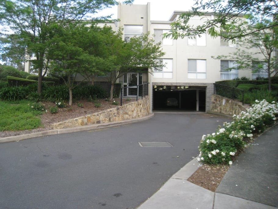 Hakea building entrance to car park