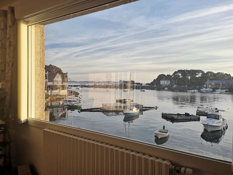Sea-view house in Bréhat, ideal for families & friends
