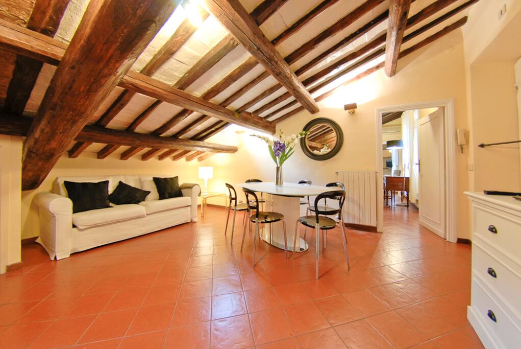 Living room - (Sleeps 2)
