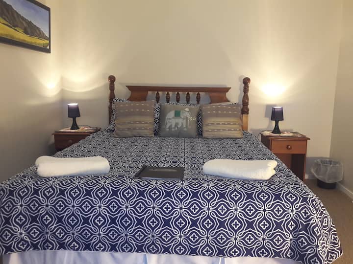 Central Dunedin Holiday Rentals & Homes Central Dunedin, Dunedin, New