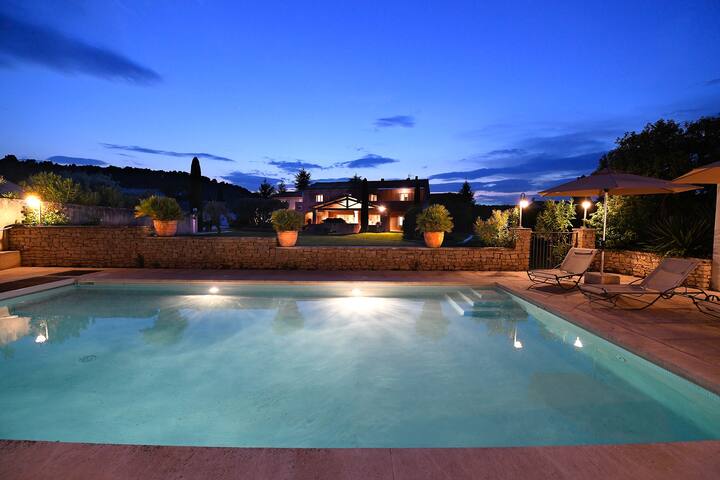 Airbnb Bonnieux Vacation Rentals Places To Stay