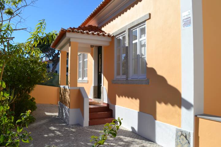 VILLA LUNA – CASCAIS/MONTE ESTORIL gallery image 2