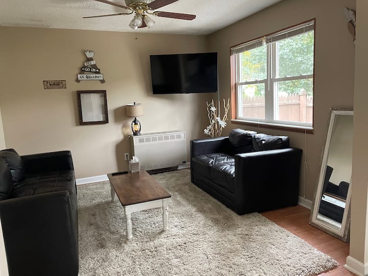Adventure Abode - Glens Falls, NY