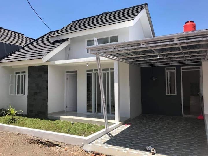 Lemahwungkuk Vacation Rentals Homes Indonesia Airbnb