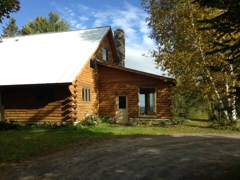 Beautiful Log Cabin Getaway