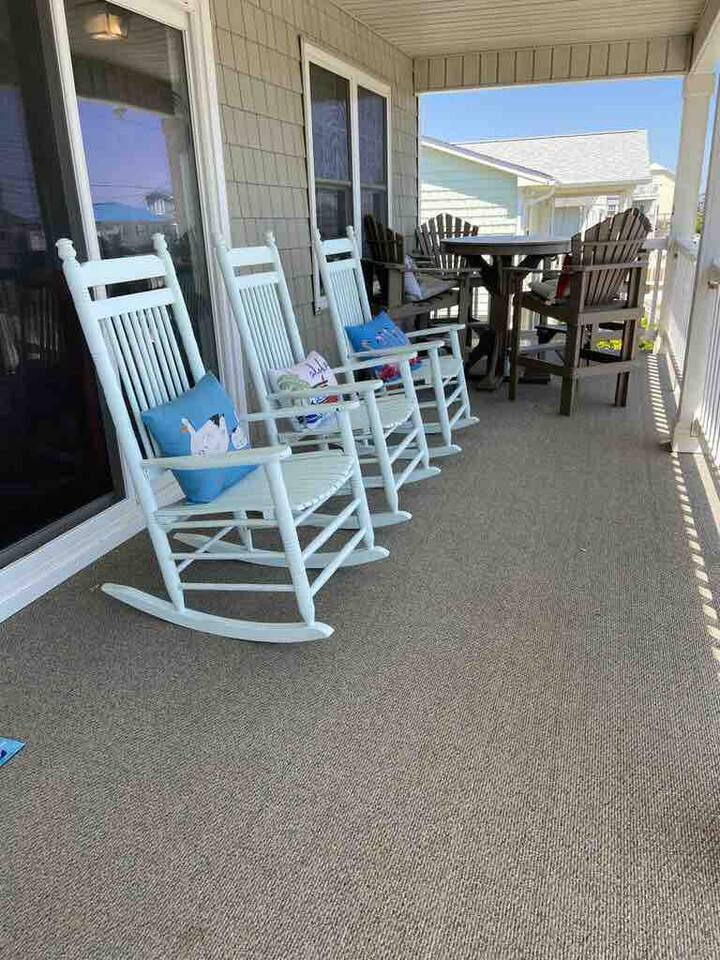 Top 10 PetFriendly Airbnbs In Emerald Isle, North Carolina Updated