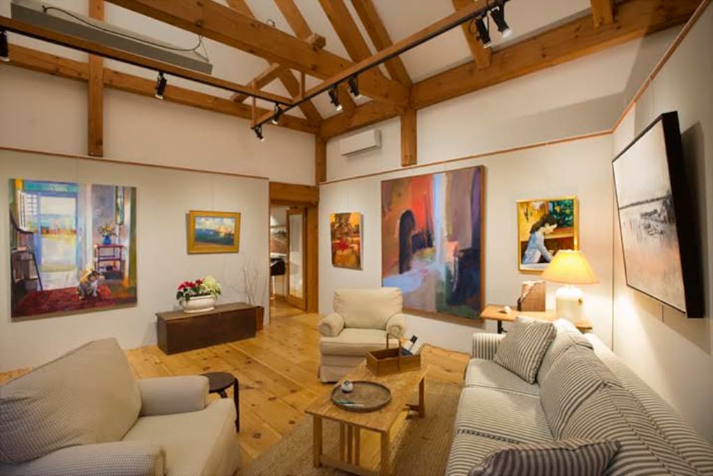 Art studio/common room for check in and relaxing