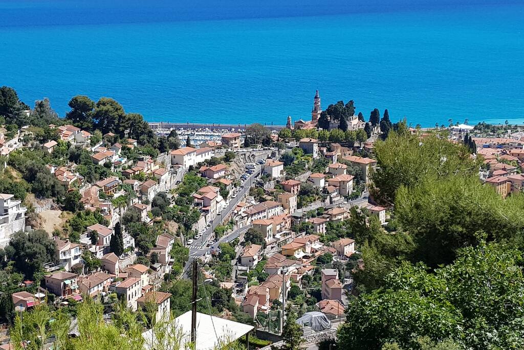 Vue sur menton