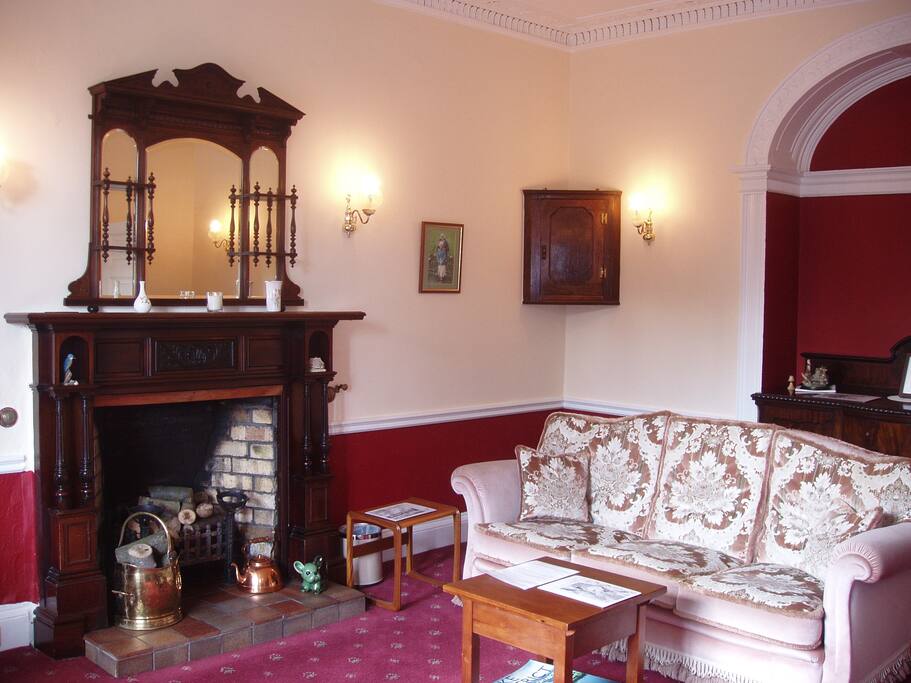 The Guest Lounge