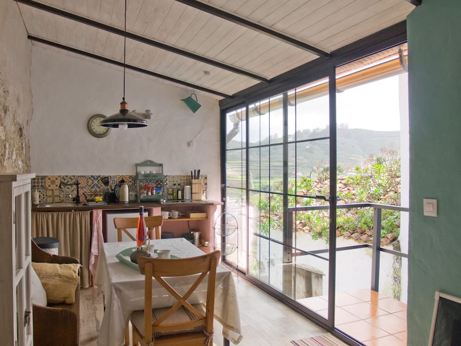 Big window in Kitchen