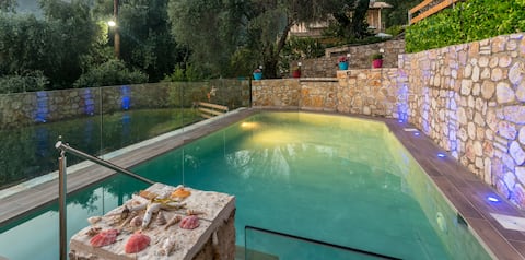 Parga center, luxury, private vlla