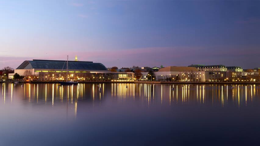 1A Annapolis Apartment