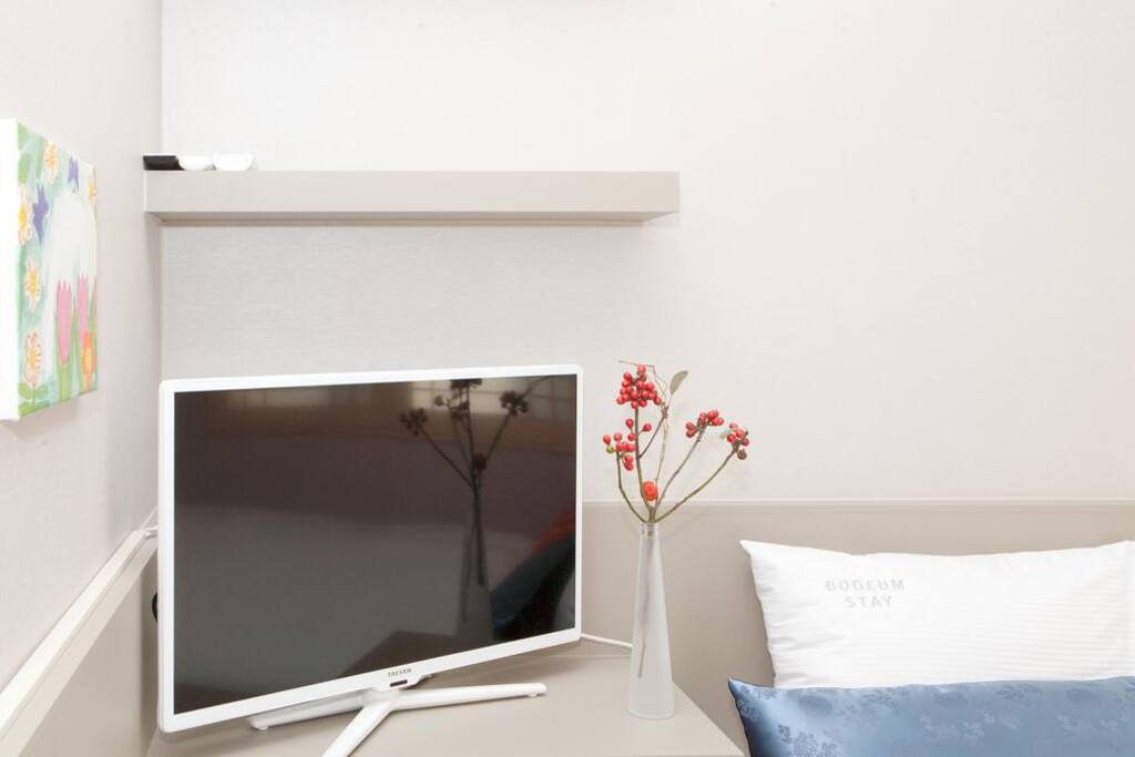 Room 1: A standard double bed