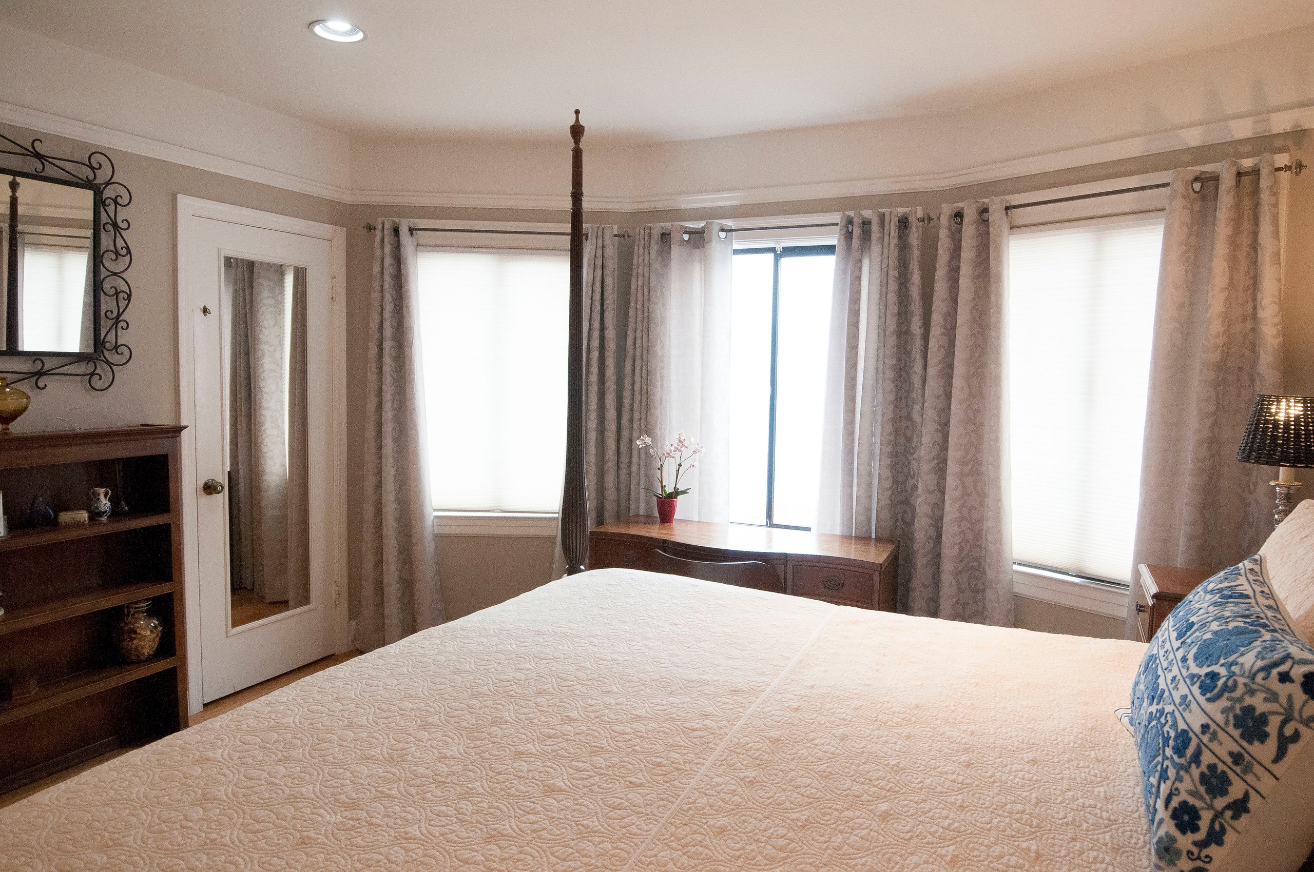 Home in San Francisco · ★4.99 · 2 bedrooms · 2 beds · 1.5 baths - Image 24