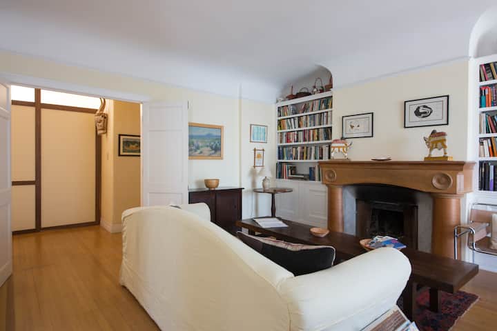 Spacious Studio In Historic Venice Beach Loft - Los Angeles, CA