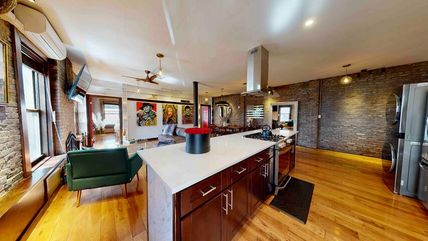 ParkSlope: Luxury Loft/Private NYC Rooftop Lounge gallery image 5