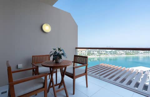 Luxury Studio with Gorgeous View of Palm Jumeirah