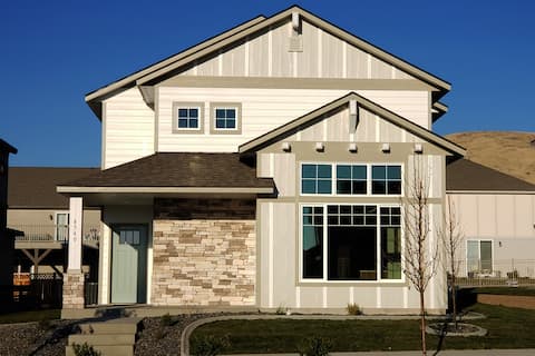 Holland Vineyard Bungalow *Extended Stay