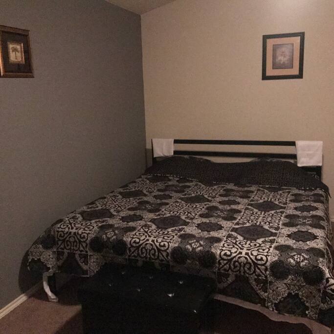 Bedroom 1 Master