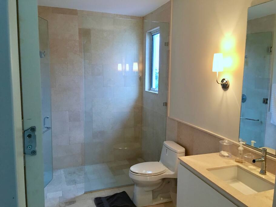 Full bathroom