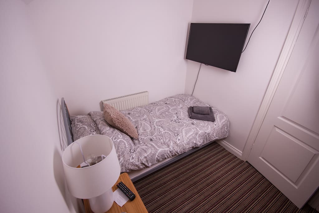 Comfy bed and tv