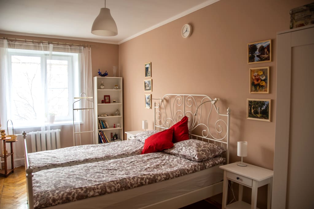 bedroom / спальня