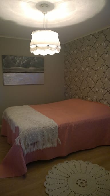 makuuhuone 1, bed room 1