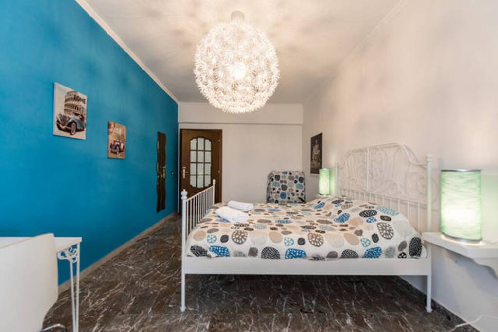Triple room with 1 double bed and 1 single bed