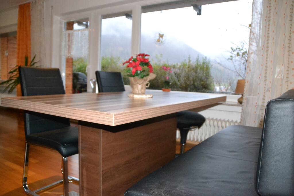 Essbereich mit Terrassenzugang