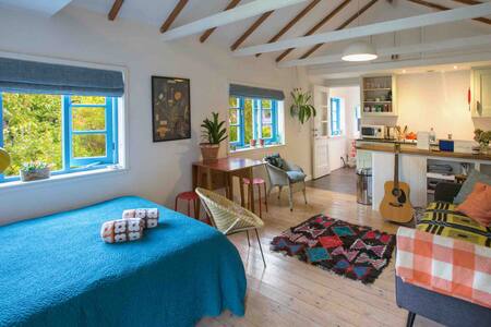 Potter’s Cottage spacious, peaceful, coastal walks