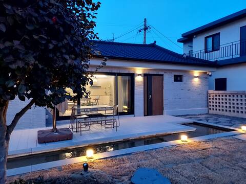 Cozy single-family home made by fixing grandmother's house