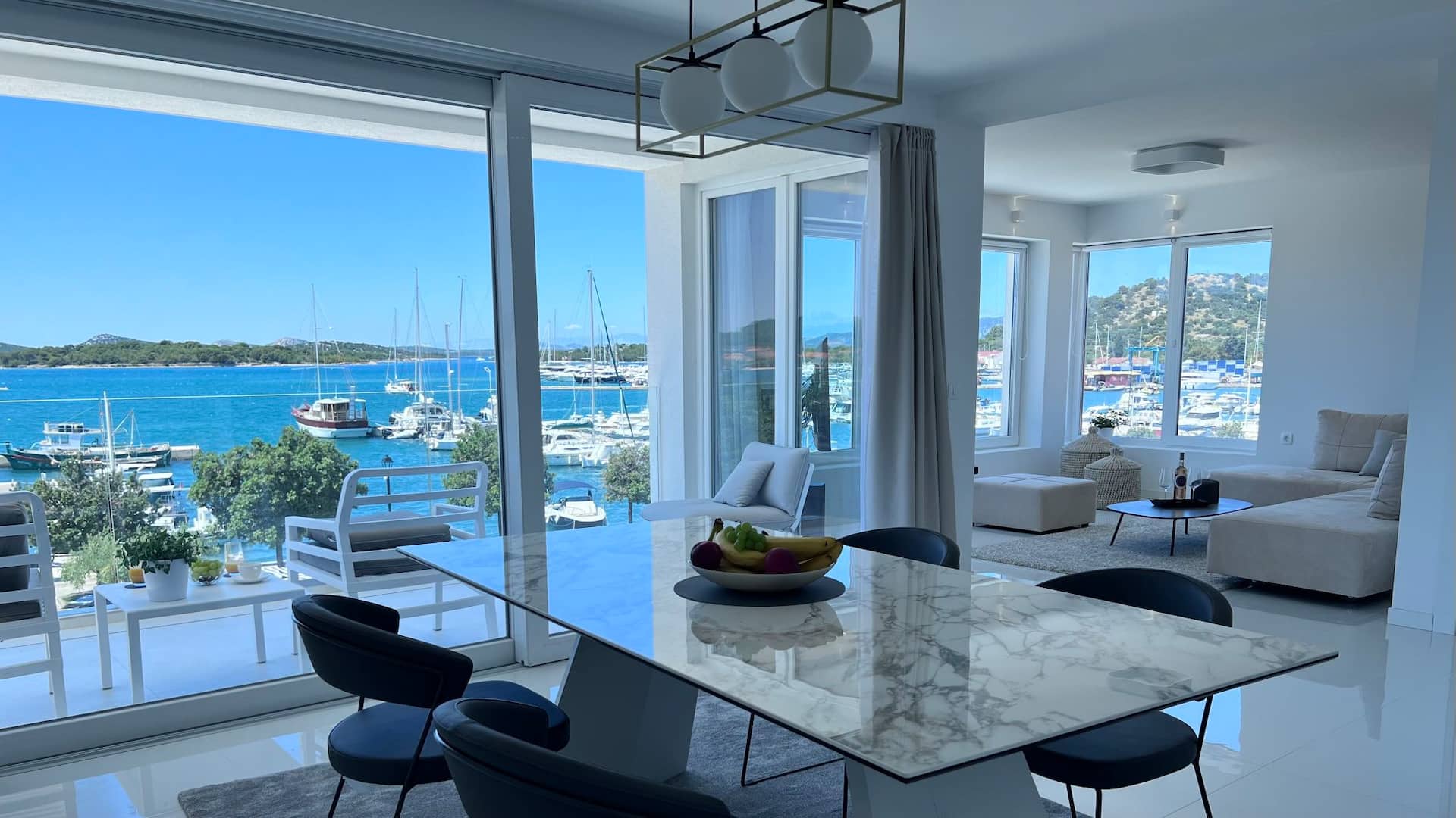 Murter Luxury Penthouse with Seaview & jacuzzi