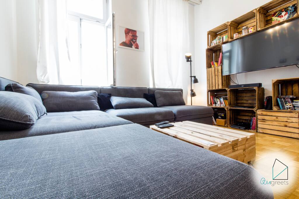 Relax on the sofa & enjoy your spare time.