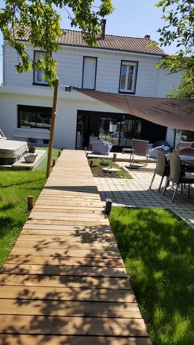 Jardin avec son SPA 5 places