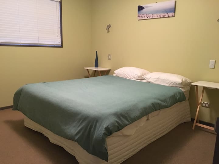 საძინებელი 2