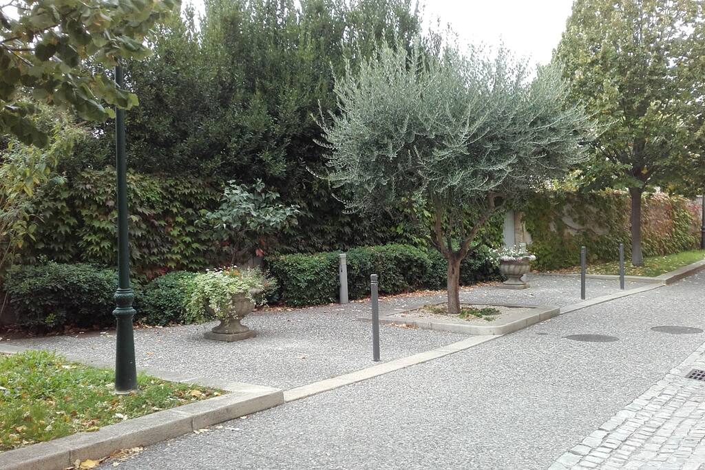 Accès privatif par le jardin