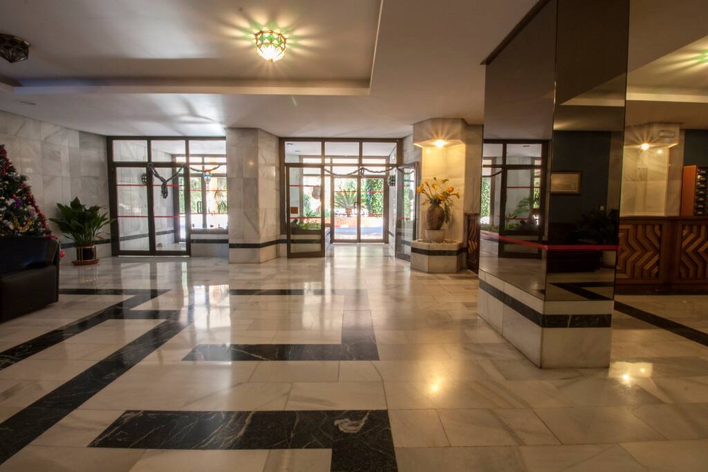 Hall acceso edificio